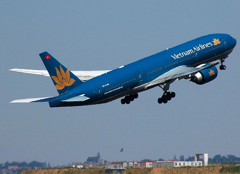 Vietnam Airlines phối hợp làm rõ nghi vấn tiếp viên buôn hàng "chôm chỉa"