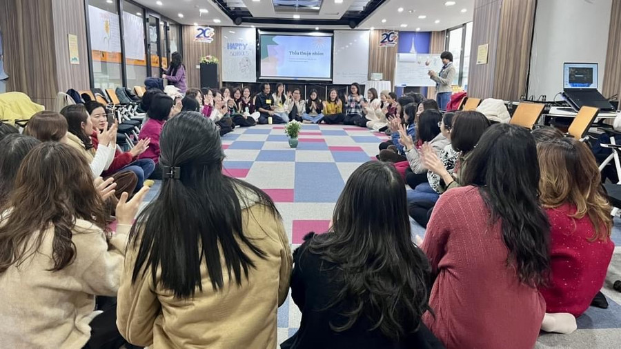 Quang cảnh buổi tập huấn. Quang cảnh buổi tập huấn.