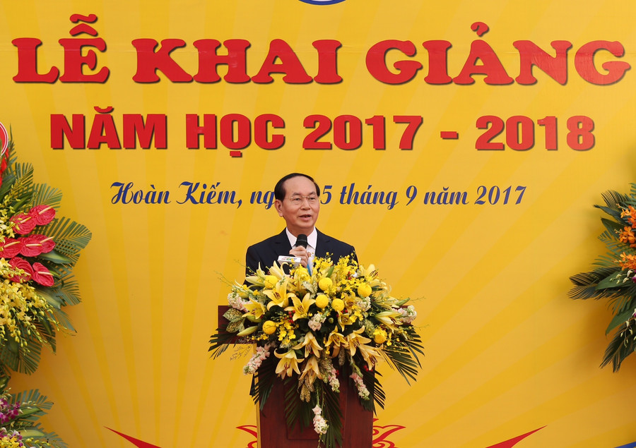 Chủ tịch nước Trần Đại Quang dự lễ khai giảng năm học 2017-2018 tại trường THCS Trưng Vương quận Hoàn Kiếm Chủ tịch nước Trần Đại Quang dự lễ khai giảng năm học 2017-2018 tại trường THCS Trưng Vương quận Hoàn Kiếm