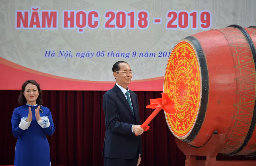 Chủ tịch nước Trần Đại Quang đánh trống khai trường