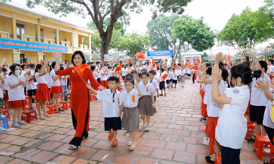 Học sinh Trường Tiểu học Trần Phú (quận Hoàng Mai, Hà Nội)