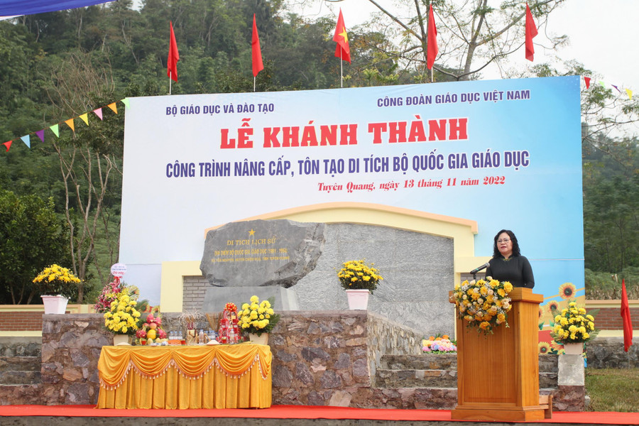 Thứ trưởng Ngô Thị Minh phát biểu tại lễ khánh thành Thứ trưởng Ngô Thị Minh phát biểu tại lễ khánh thành