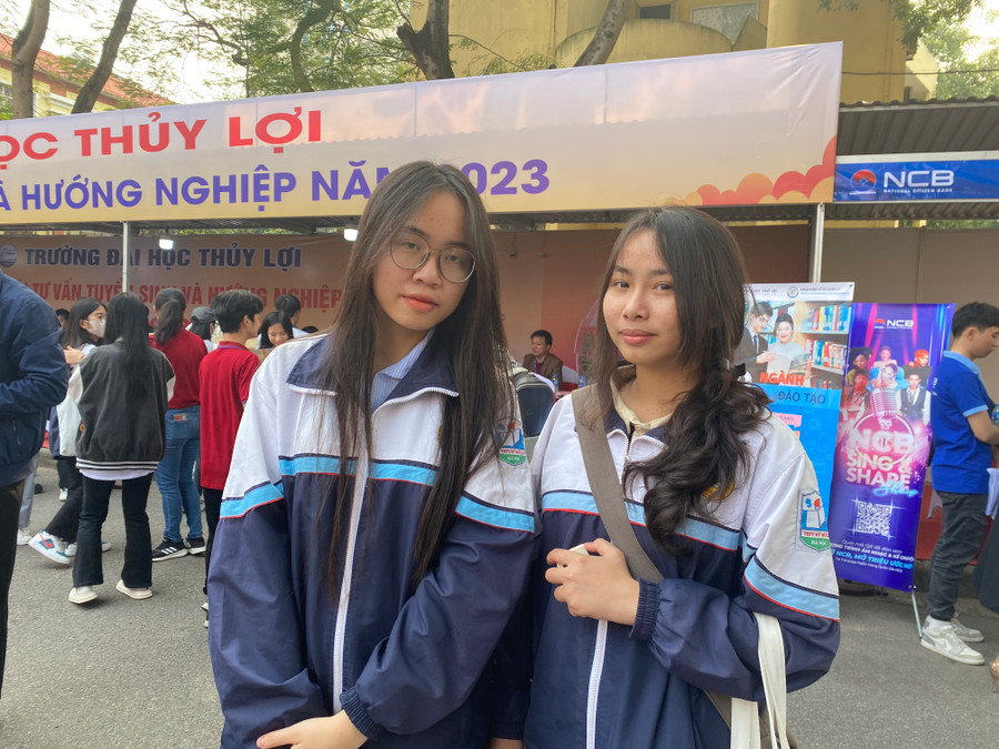 Học sinh lớp 12 ở Hà Nội. Ảnh Ngô Chuyên. Học sinh lớp 12 ở Hà Nội. Ảnh Ngô Chuyên.