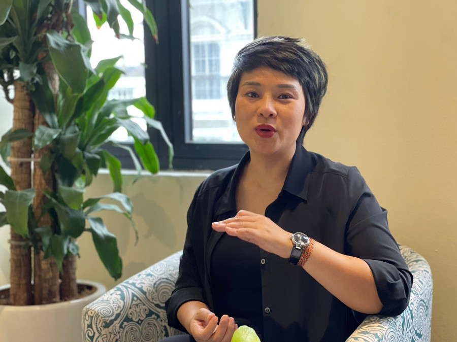 Bà Hoàng Thị Thu Nhiên – Giám đốc Trung tâm hỗ trợ cộng đồng Thu Nhiên Better Minds.