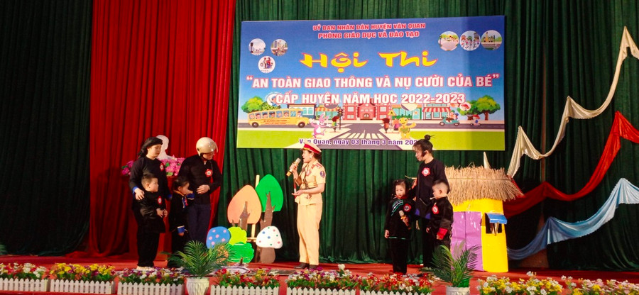 Nhiều tiết mục tham dự được dàn dựng công phu, bài bản.