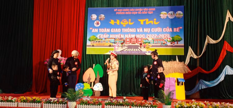 Nhiều tiết mục tham dự được dàn dựng công phu, bài bản.