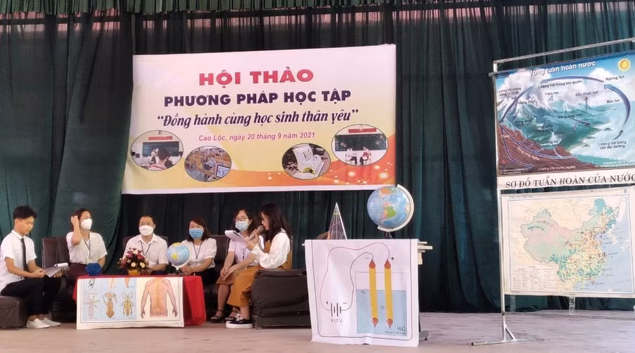 Trường THPT Đồng Đăng tổ chức Hội thảo phương pháp học tập. Ảnh NTCC.