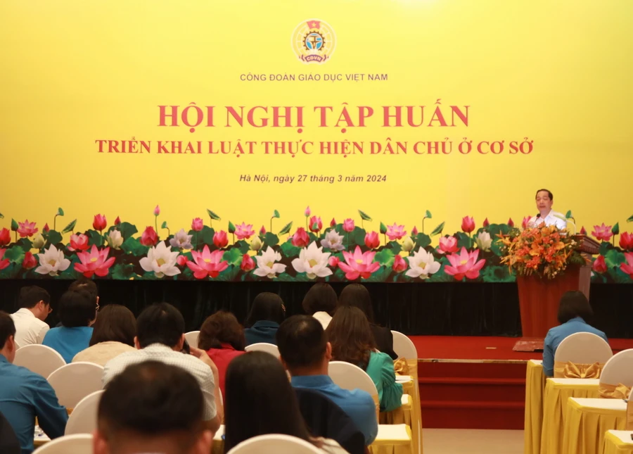 Quang cảnh hội nghị tập huấn.