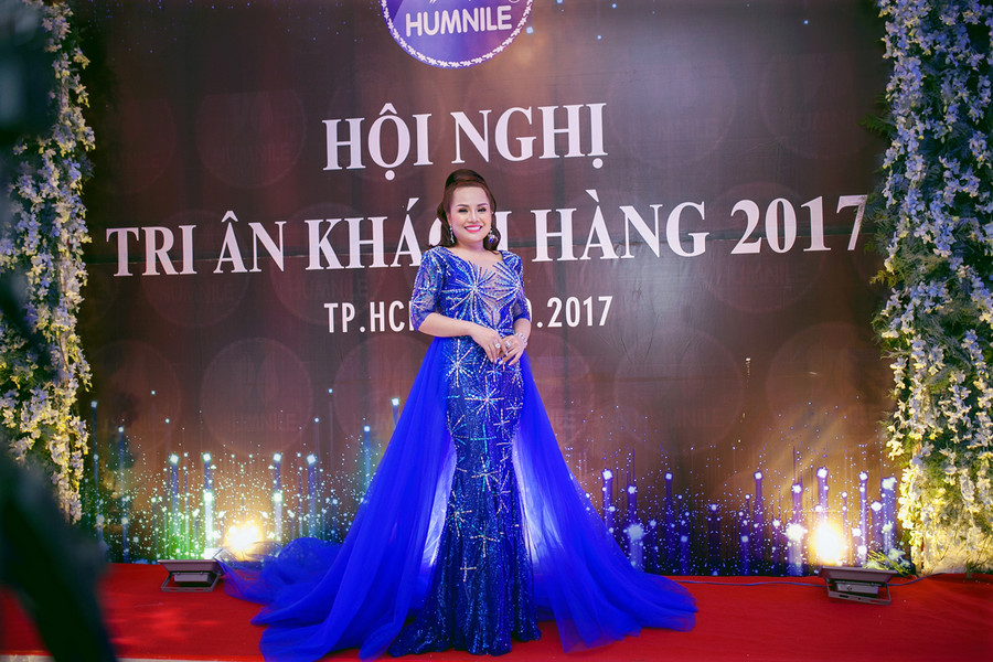 Doanh nhân Đặng Ngọc Chúc thả dáng tại sự kiện Doanh nhân Đặng Ngọc Chúc thả dáng tại sự kiện