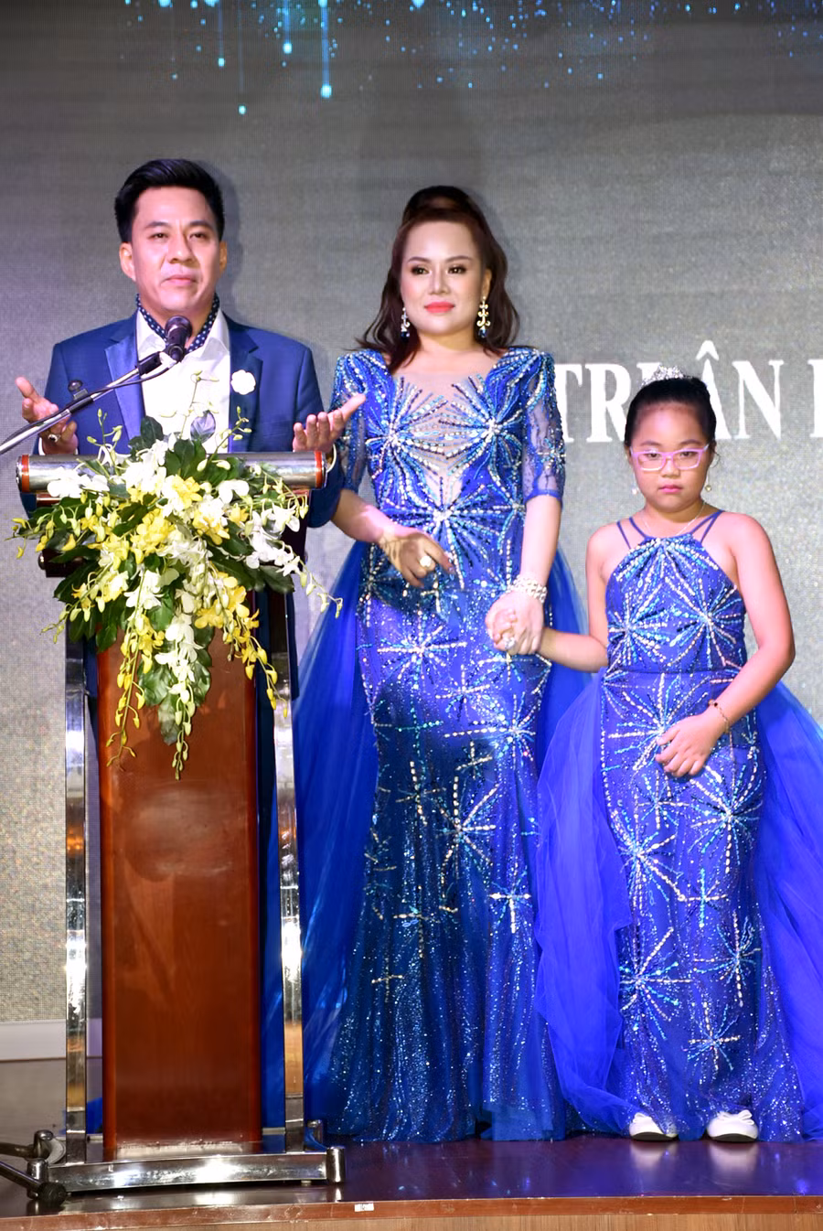 Gia đình doanh nhân Lê Trần Trí Dũng, Đặng Ngọc Chúc tại buổi lễ