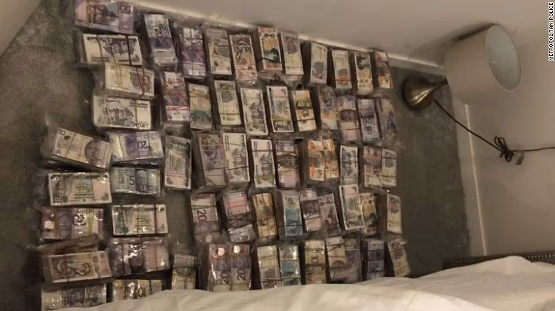 Ba người đàn ông đã bị kết án tù giam sau cuộc điều tra của cảnh sát.