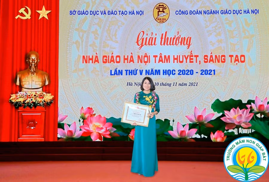 Cô Nguyễn Thị Cẩm Linh - Hiệu trưởng Trường Mầm non Giáp Bát.