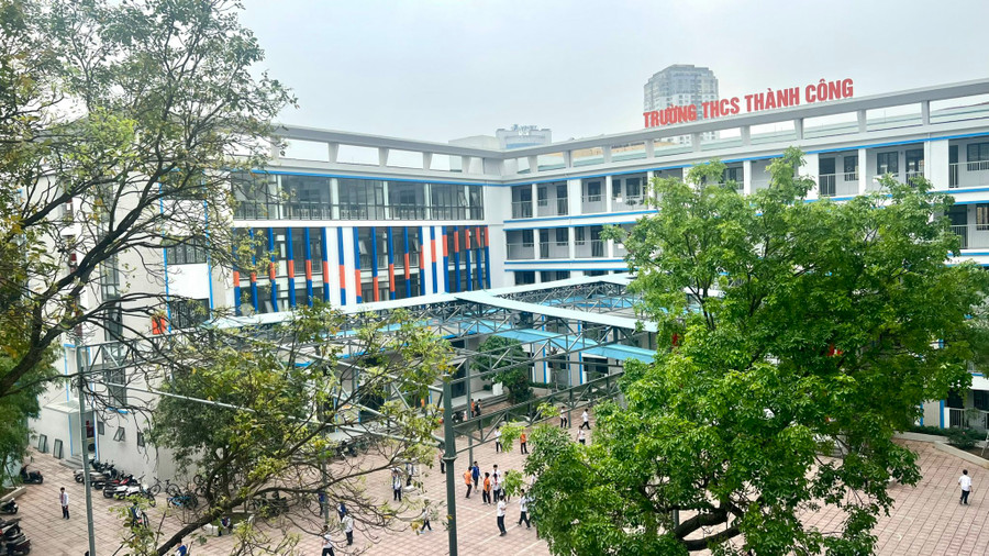 Một góc khuôn viên Trường THCS Thành Công.