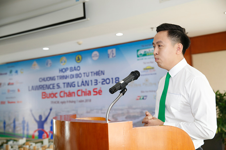 Ông Nguyễn Minh Hưng – Trưởng ban Kinh doanh Công ty CP Tập đoàn Mai Linh - Đơn vị tài trợ vàng cho chương trình: “Chúng tôi đã đồng hành cùng chương trình từ những ngày đầu tiên vì ý nghĩa thiết thực mà chương trình mang lại cho người nghèo trong dịp Tết. Chúng tôi cam kết sẽ tiếp tục đồng hành cùng Ban Tổ chức trong những năm tiếp theo” Ông Nguyễn Minh Hưng – Trưởng ban Kinh doanh Công ty CP Tập đoàn Mai Linh - Đơn vị tài trợ vàng cho chương trình: “Chúng tôi đã đồng hành cùng chương trình từ những ngày đầu tiên vì ý nghĩa thiết thực mà chương trình mang lại cho người nghèo trong dịp Tết. Chúng tôi cam kết sẽ tiếp tục đồng hành cùng Ban Tổ chức trong những năm tiếp theo”