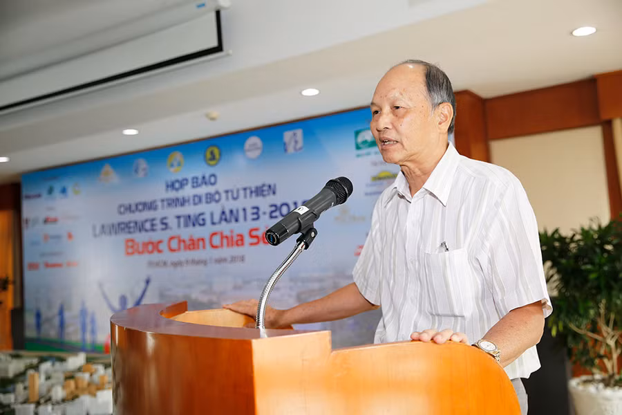 Ông Phan Chánh Dưỡng – Giám đốc Quỹ Hỗ trợ Cộng đồng Lawrence S. Ting, phát biểu: “Thông qua các hoạt động từ thiện như chương trình Đi bộ Lawrence S. Ting đã góp phần hình thành “văn hóa từ thiện” của vùng đất này. Văn hóa ấy ngày càng được lan tỏa và được thể hiện qua sự tham gia của hàng chục ngàn người có mặt từ sáng sớm, để cùng đi bộ đồng hành hướng đến người nghèo trong dịp Tết đến”