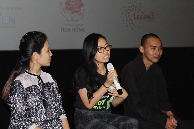 Chị Lê Nguyễn Thiên Hương, người sáng lập dự án Save Son Doong (Cứu Sơn Đoòng) chia sẻ kinh nghiệm phát triển tổ chức phi lợi nhuận của mình tại “Việc tốt lan tỏa 2018”