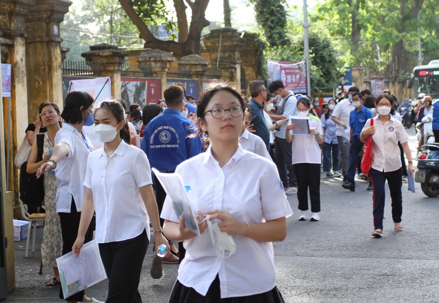 Thí sinh bước vào môn thi cuối cùng của kỳ thi tốt nghiệp THPT 2022