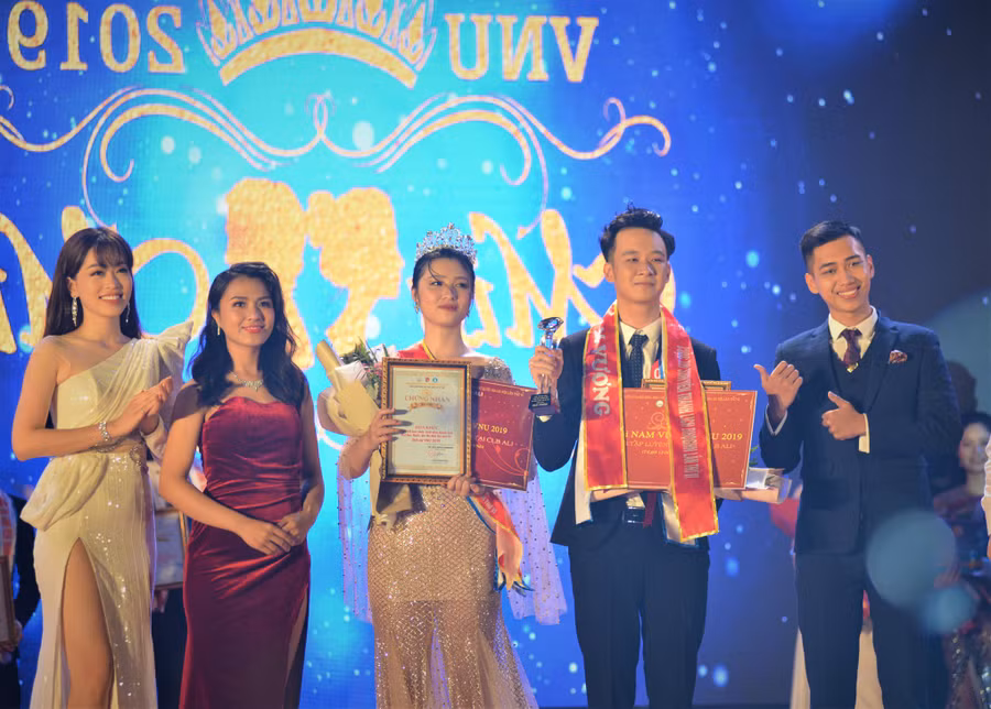 Đã tìm ra Hoa khôi và Nam vương Đại học Quốc gia Hà Nội 2019