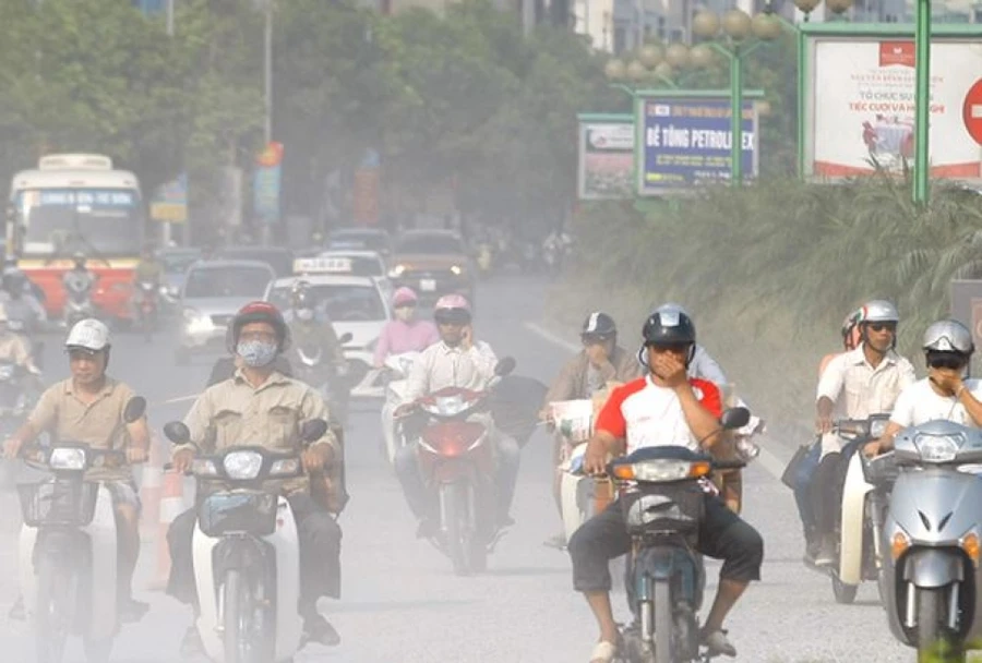 Hà Nội: Học sinh có thể nghỉ học do ô nhiễm không khí