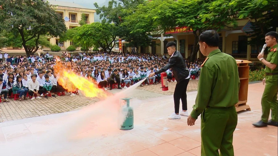 Công tác tuyên truyền phòng cháy chữa cháy được ngành GD-ĐT đặc biệt quan tâm