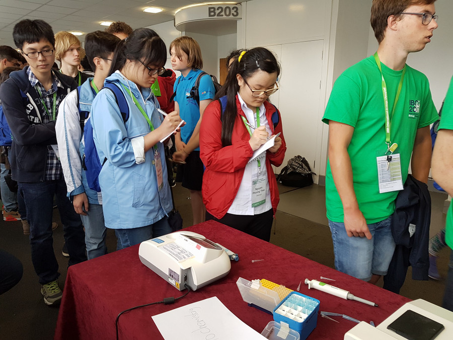 Những ngày thi IBO tại London đã mang lại cho Thảo những trải nghiệm thú vị Những ngày thi IBO tại London đã mang lại cho Thảo những trải nghiệm thú vị