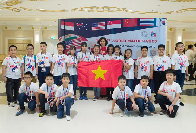 Học sinh Hoàn Kiếm lập kỉ lục tại các kì thi toán quốc tế 2017