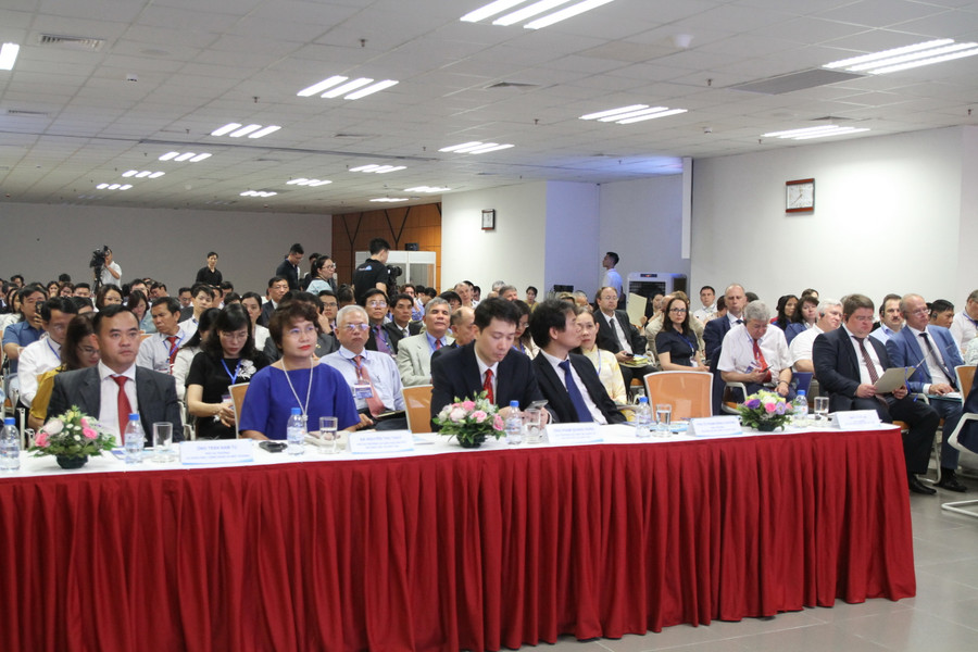 Đại biểu tham dự diễn đàn