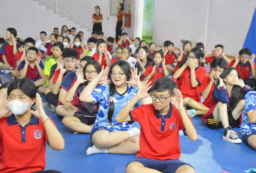 Học sinh hào hứng tham gia trải nghiệm trong ngày hội tựu trường ở Pascal. Học sinh hào hứng tham gia trải nghiệm trong ngày hội tựu trường ở Pascal.