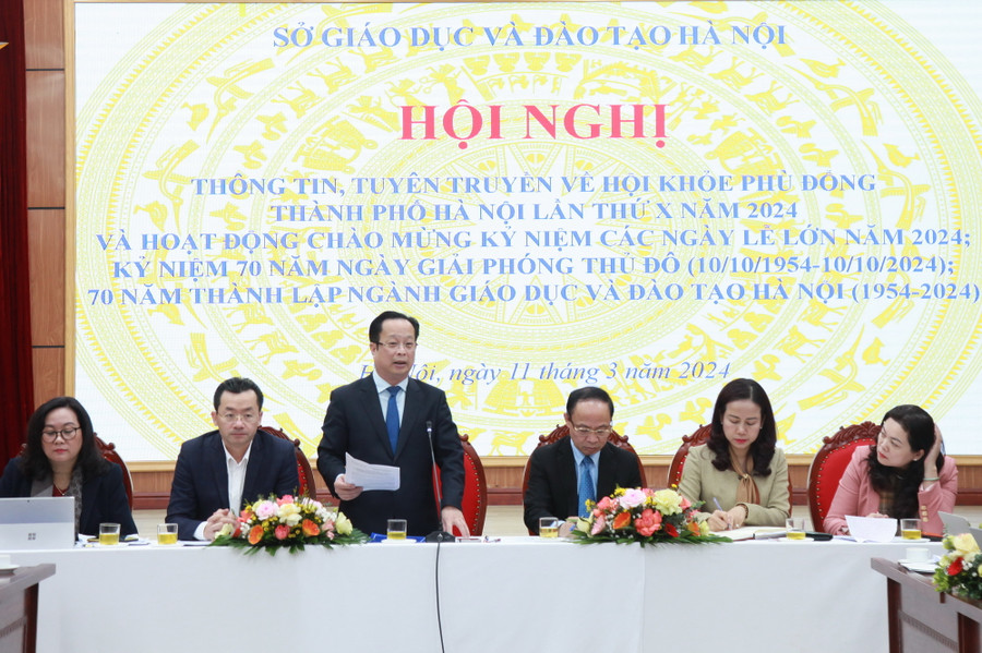 Giám đốc Sở GD&ĐT Hà Nội Trần Thế Cương thông tin về các nội dung của Hội khỏe Phù Đổng. Giám đốc Sở GD&ĐT Hà Nội Trần Thế Cương thông tin về các nội dung của Hội khỏe Phù Đổng.