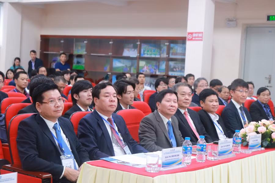 Đại biểu về dự Hội thảo VJISAP 2024.