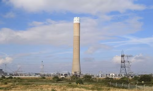 ong-khoi-244-m-cao-nhat-o-anh-do-sap-trong-9-giay