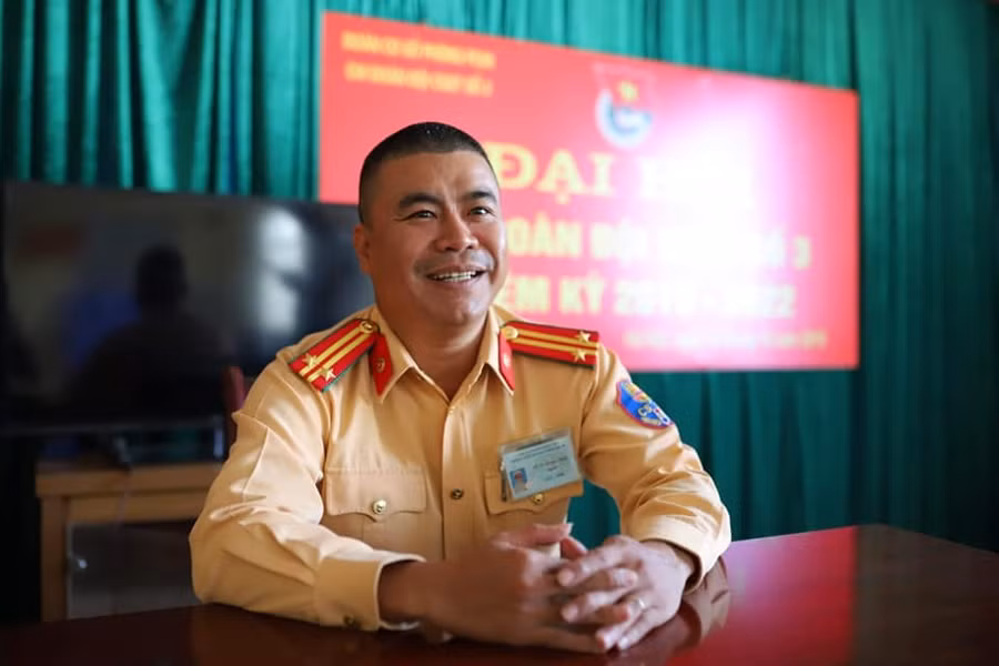 Trung tá Vũ Xuân Hà Thái (Đội CSGT số 3, Công an TP Hà Nội).