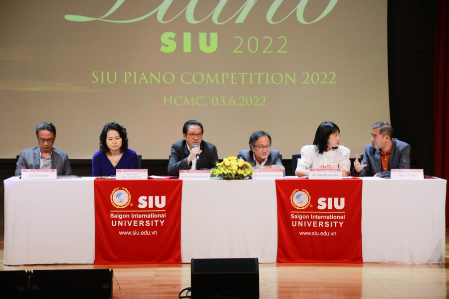 Thành viên Hội đồng BGK chuyên môn và Ban cố vấn Cuộc thi SIU Piano 2022 các chuyên gia, nghệ sĩ, nhà nghiên cứu, quản lý nghệ thuật uy tín, tài năng và chuyên môn cao, đặc biệt có nhiều đóng góp trong sự nghiệp phát triển nền âm nhạc nói chung và bộ môn nghệ thuật piano nói riêng.