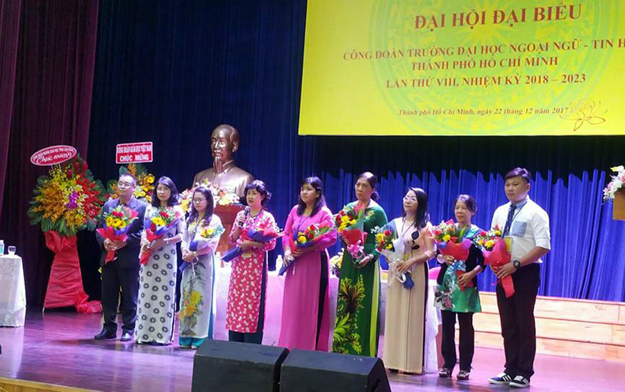 Ban chấp hành Công đoàn trường nhiệm kỳ 2018-2023 ra mắt Đại hội Ban chấp hành Công đoàn trường nhiệm kỳ 2018-2023 ra mắt Đại hội