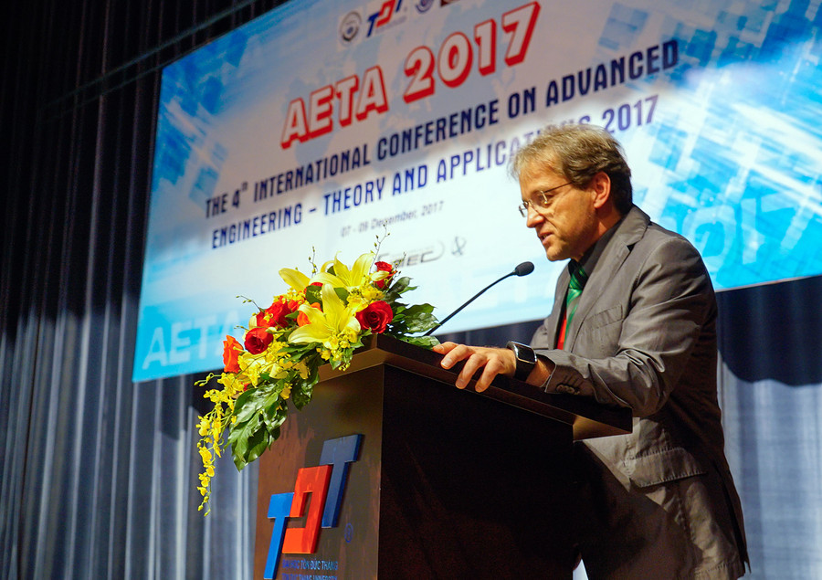 Giáo sư Ivan Zelinka, Đại học Ostrava (Cộng hòa Séc), Chủ tịch Hội thảo AETA 2017 phát biểu khai mạc Giáo sư Ivan Zelinka, Đại học Ostrava (Cộng hòa Séc), Chủ tịch Hội thảo AETA 2017 phát biểu khai mạc