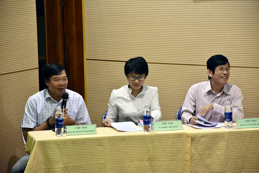 Ban chủ tọa điều hành hội thảo Ban chủ tọa điều hành hội thảo