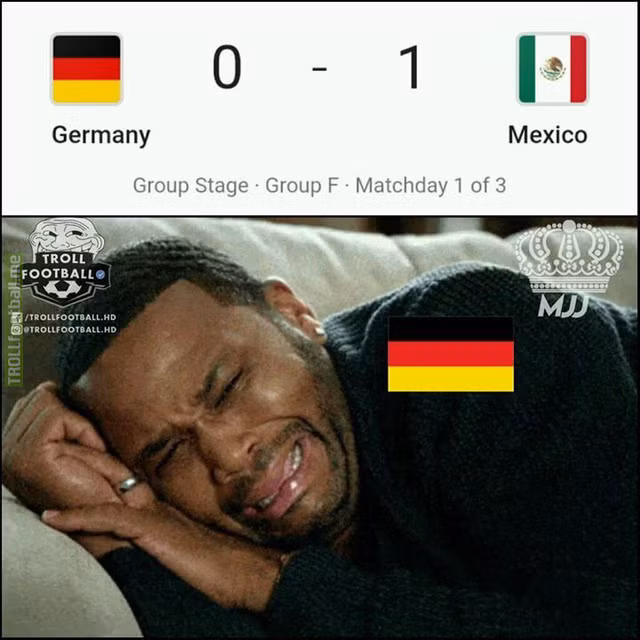 Nhiều bức ảnh chế và thể hiện sự buồn bã của người hâm mộ sau trận đấu