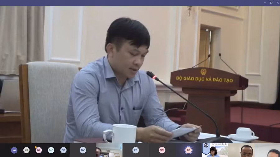 Đại diện Thường trực Ban soạn thảo trình bày Dự thảo Đề án