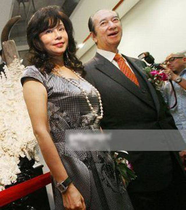 “Hậu cung” đấu đá như phim của 4 người vợ tỷ phú sòng bạc Hà Hồng Sân ảnh 8