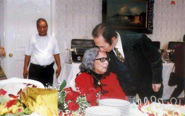 “Hậu cung” đấu đá như phim của 4 người vợ tỷ phú sòng bạc Hà Hồng Sân ảnh 5