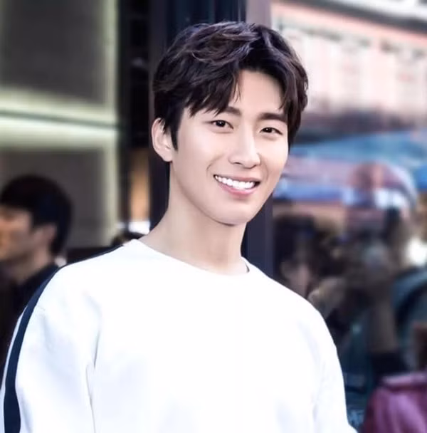 Đậu Kiêu chắc chân trong gia đình nhà giàu?