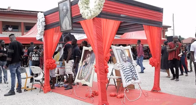 Tục lệ người chết cả năm trời mới đem đi chôn cất ảnh 5