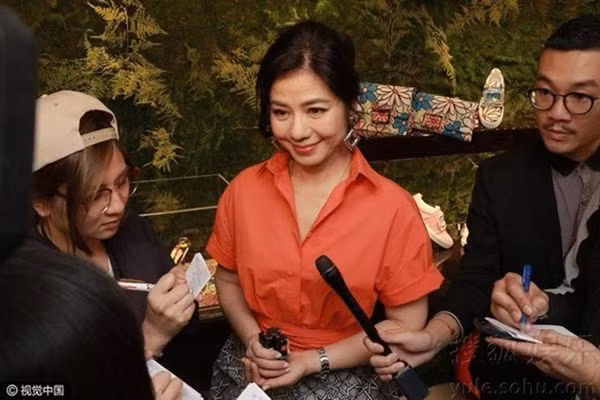 Mỹ nhân Hong Kong nói không với đại gia.