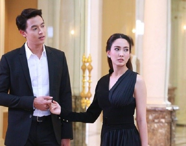 Công việc hiện tại tôi không thể bỏ ngang để về làm gần nhà được. (Ảnh minh họa). Công việc hiện tại tôi không thể bỏ ngang để về làm gần nhà được. (Ảnh minh họa).