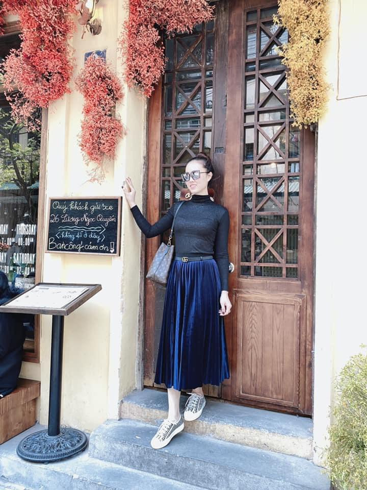 Thêm một thiết kế khác của thương hiệu đình đám nước Ý và giá trị của nó cũng chẳng hề nhỏ, lên đến gần 42 triệu đồng.