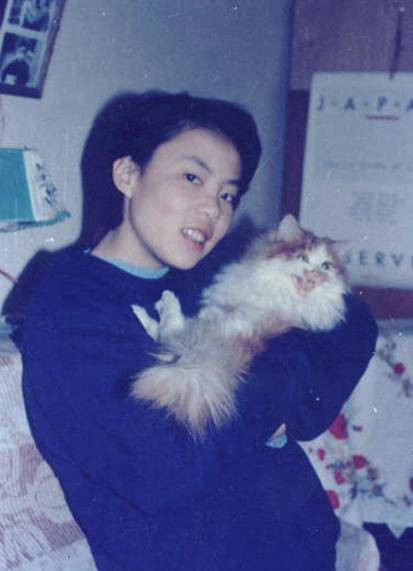 Hàng trăm bác sĩ đau đầu tìm chất độc khiến nữ sinh viên xuất sắc bỗng thành bại liệt ảnh 2