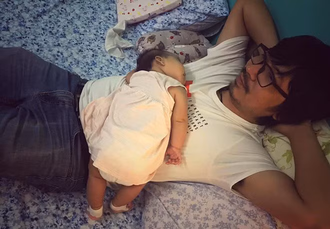 Cuộc sống hiện tại của amp;#34;Giáo sư Xoayamp;#34; đình đám trên sóng VTV sau 8 năm cưới vợ - 9