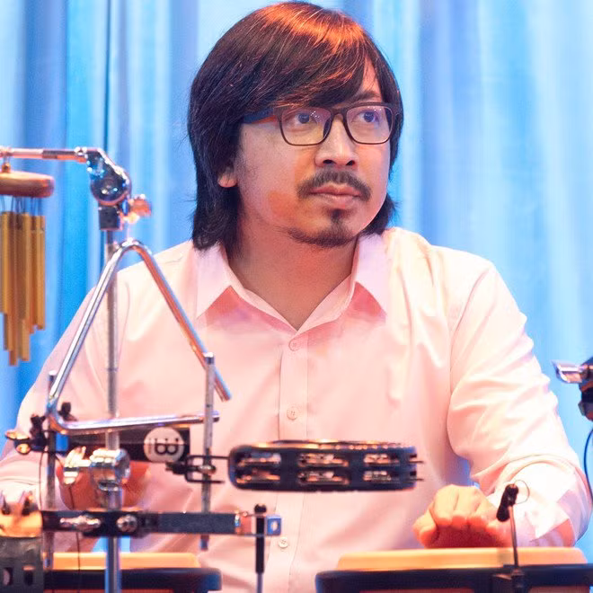 Cuộc sống hiện tại của amp;#34;Giáo sư Xoayamp;#34; đình đám trên sóng VTV sau 8 năm cưới vợ - 13