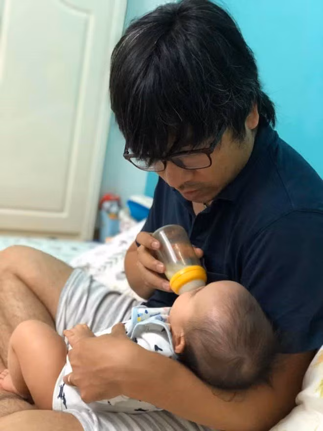 Cuộc sống hiện tại của amp;#34;Giáo sư Xoayamp;#34; đình đám trên sóng VTV sau 8 năm cưới vợ - 8