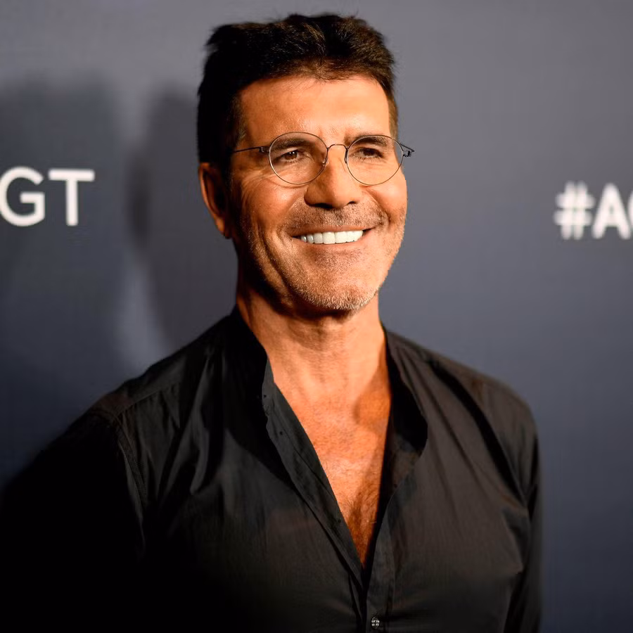 Ngồi không, Victoria Beckham cũng trở thành ngôi sao có thu nhập cao nhất nước Anh - 3